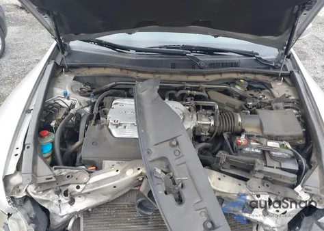 2010 Honda Accord 3.5 Ex-L из США, поврежденный, VIN 1HGCP3F8XAA023760